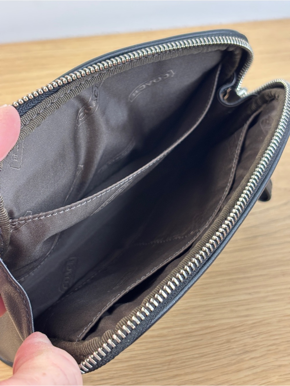 Coach Black Leather Zip Makeup Bag or Toiletry Pouch - Picture 6 of 11